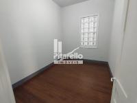 Casa no centro com garagem