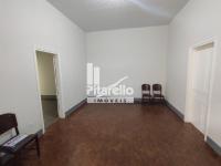 Casa no centro com garagem