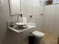 CASA Á VENDA NO JARDIM FIGUEIRA