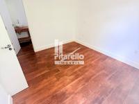 Casa - Cond Alto Padrão