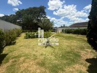 Casa - Cond Alto Padrão