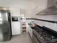 Casa com área Comercial e Terreno