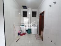 Casa com área Comercial e Terreno