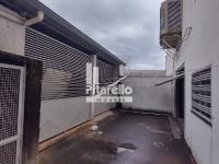 Barracão - Centro