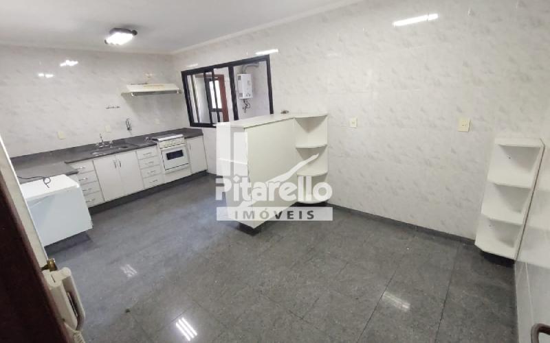Apartamento alto padrão no centro