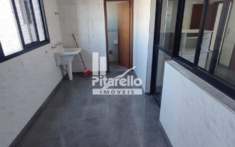 Apartamento alto padrão no centro