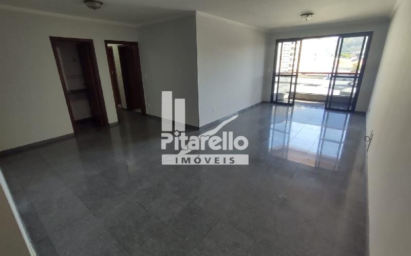 Apartamento alto padrão no centro