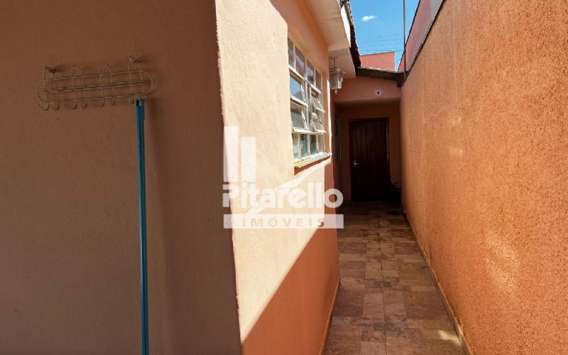 CASA Á VENDA NO JARDIM FIGUEIRA