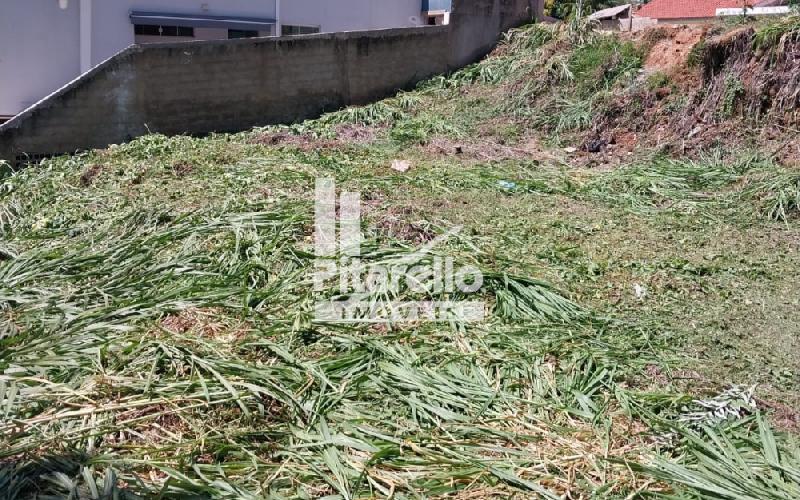 Terreno no Condomínio Orybapa