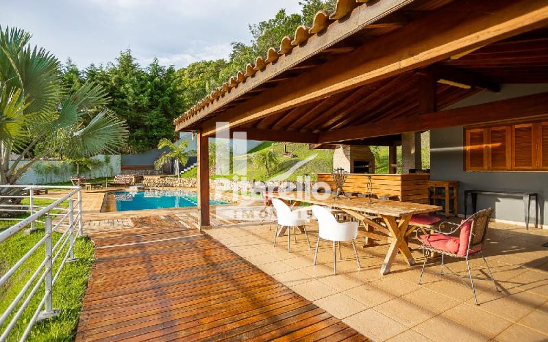 Casa em Condomínio Alto Padrão