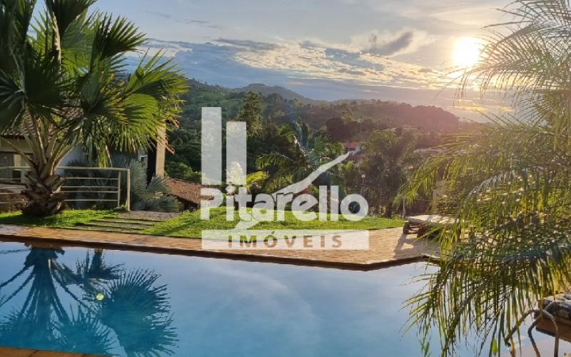 Casa em Condomínio Alto Padrão