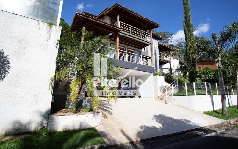 Casa em Condomínio Alto Padrão