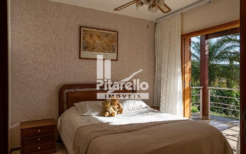 Casa em Condomínio Alto Padrão