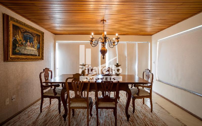 Casa em Condomínio Alto Padrão