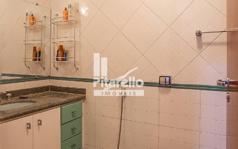 Casa em Condomínio Alto Padrão