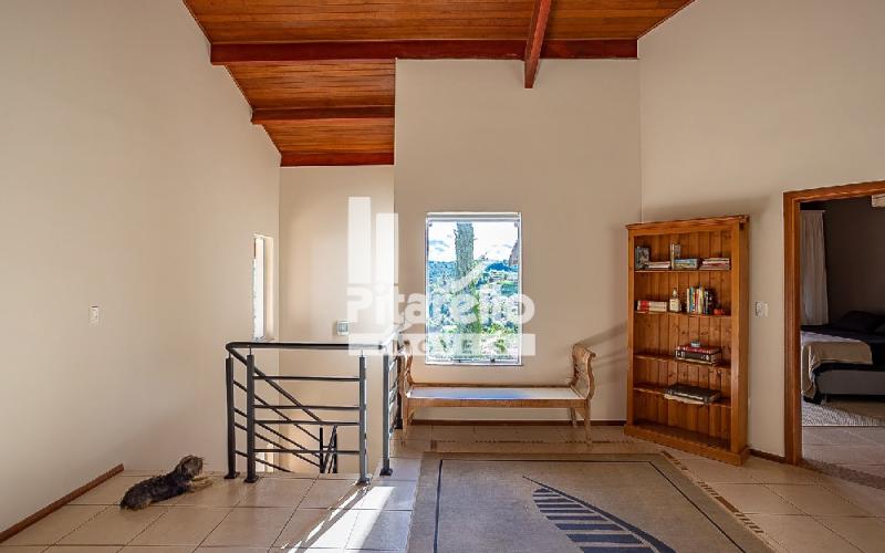 Casa em Condomínio Alto Padrão