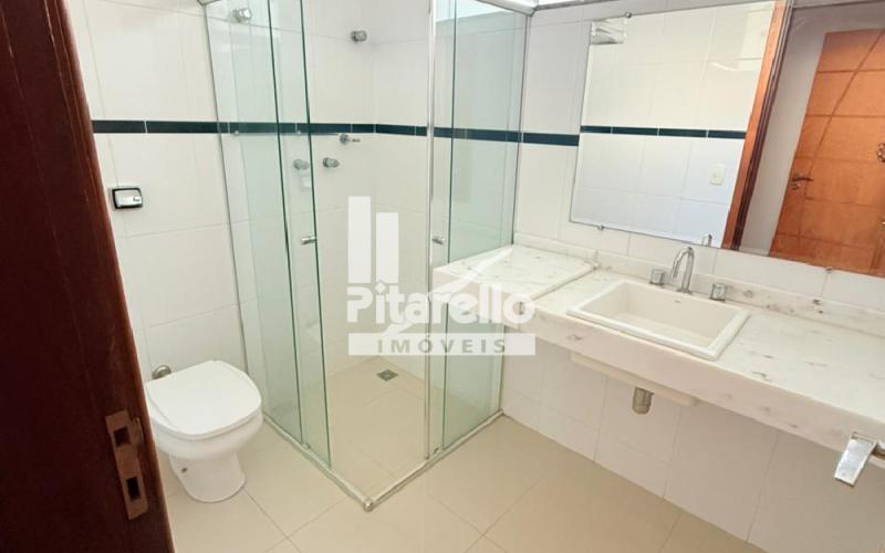 Casa em Condomínio Alto Padrão