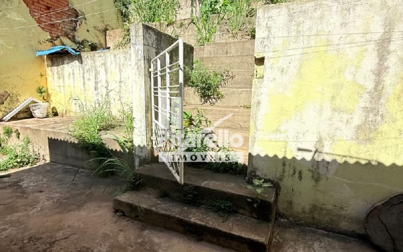 Casa no Centro com Garagem