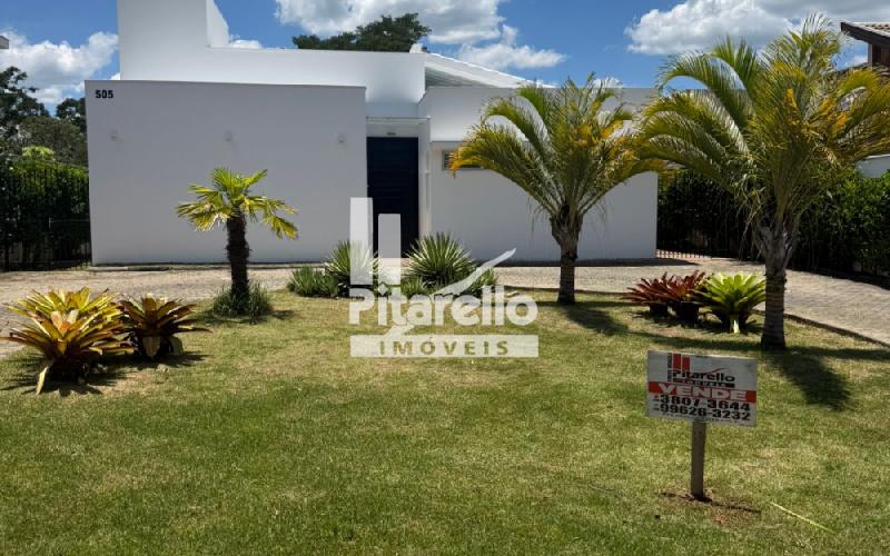 Casa - Condomínio Alto Padrão