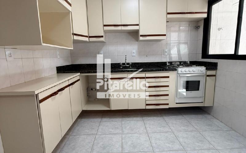 Excelente apartamento à venda em Amparo/SP