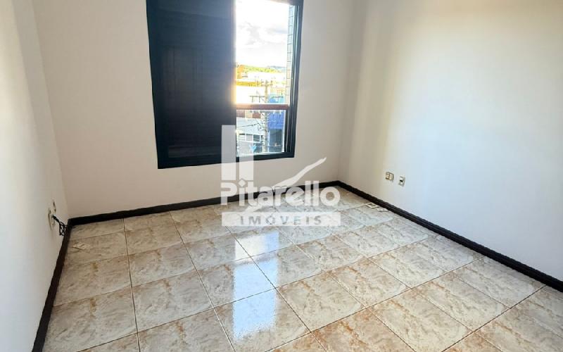 Excelente apartamento à venda em Amparo/SP