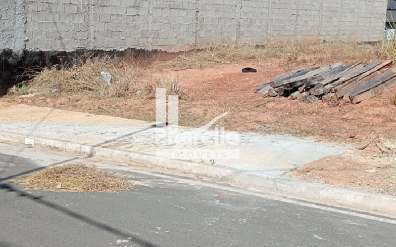 Terreno Portal das Águas