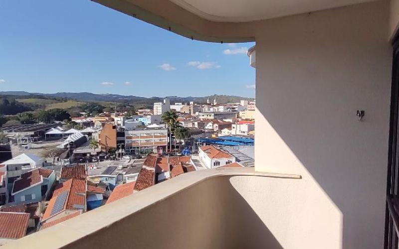 Apartamento - Cond. Adriano Corsi