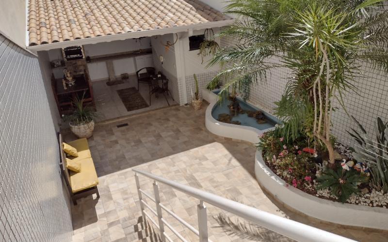 Casa - Sobrado