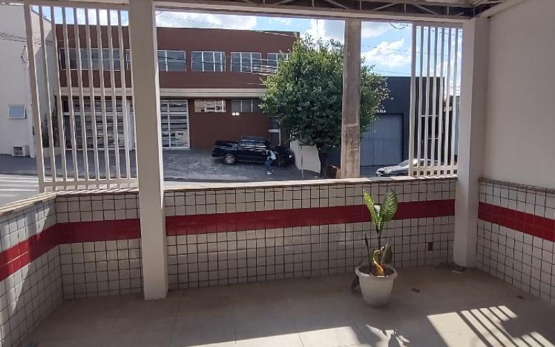 Ponto Comercial - Jardim Camandocaia
