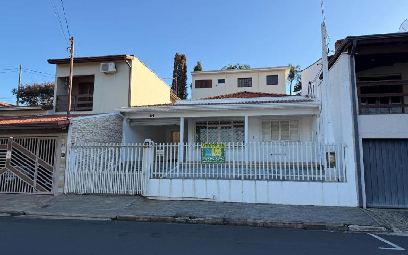 Casa a venda na Vila Monte Alegre em Pedreira-SP