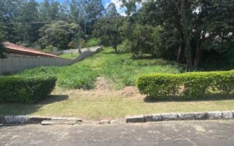 Terreno no Condomínio Orypaba