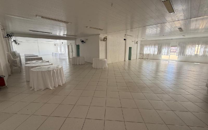 Casa com Espaço Comercial para Buffet e Eventos